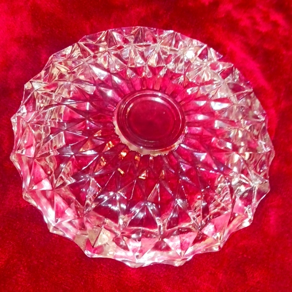 Matching Pair of GORGEOUS Antique Crystal Ashtrays - Picture 3 of 4